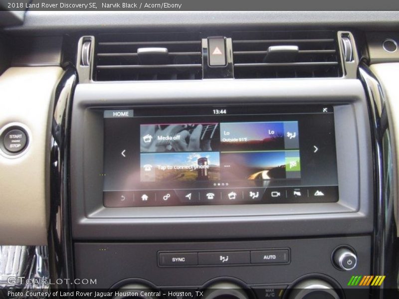 Narvik Black / Acorn/Ebony 2018 Land Rover Discovery SE