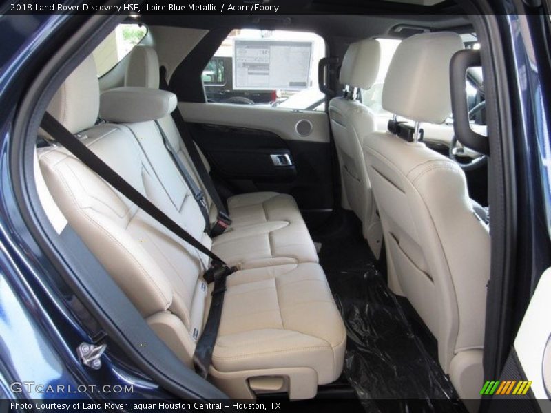 Loire Blue Metallic / Acorn/Ebony 2018 Land Rover Discovery HSE