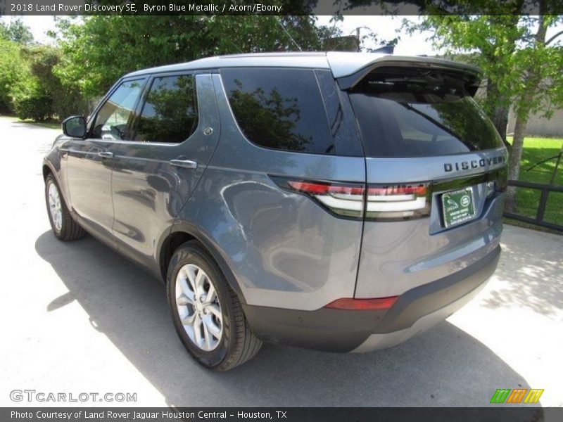 Byron Blue Metallic / Acorn/Ebony 2018 Land Rover Discovery SE