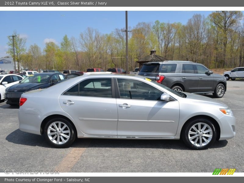 Classic Silver Metallic / Ivory 2012 Toyota Camry XLE V6