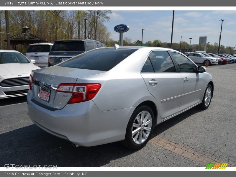 Classic Silver Metallic / Ivory 2012 Toyota Camry XLE V6
