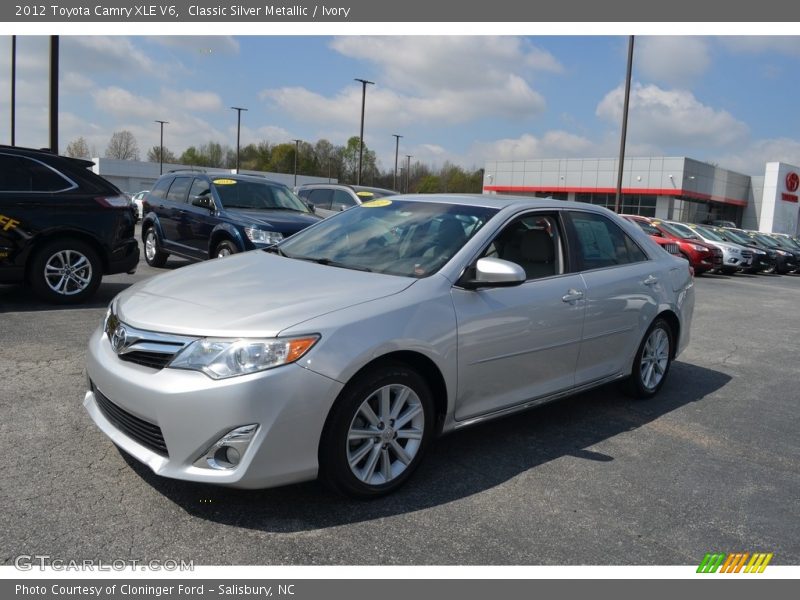 Classic Silver Metallic / Ivory 2012 Toyota Camry XLE V6