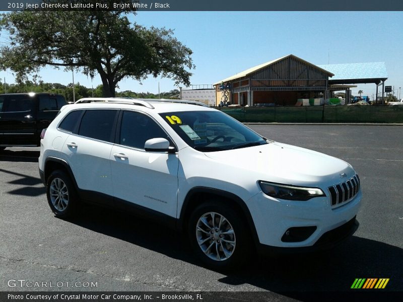 Bright White / Black 2019 Jeep Cherokee Latitude Plus