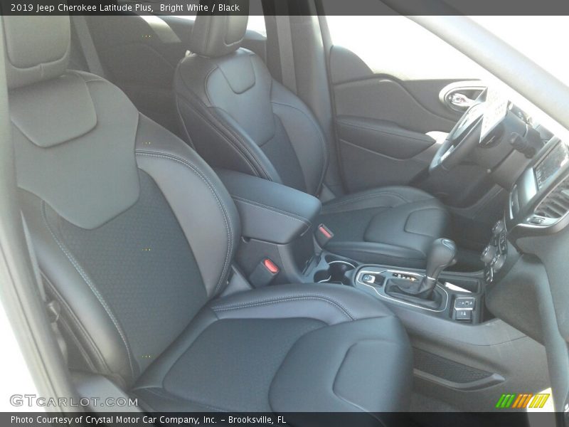 Bright White / Black 2019 Jeep Cherokee Latitude Plus
