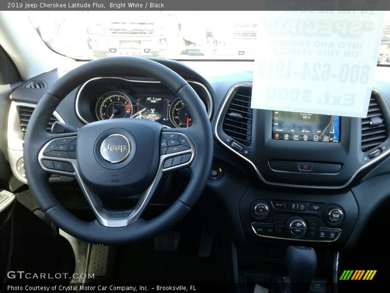 Bright White / Black 2019 Jeep Cherokee Latitude Plus
