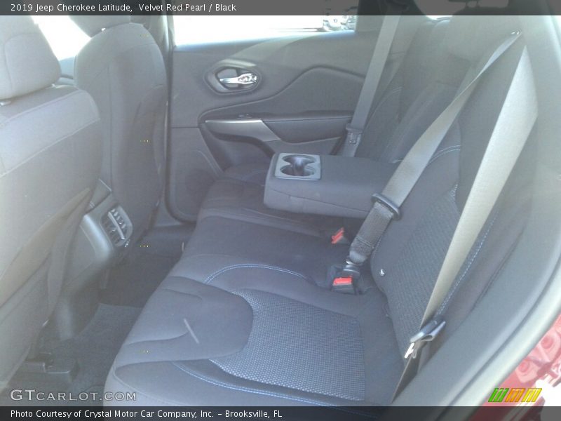 Velvet Red Pearl / Black 2019 Jeep Cherokee Latitude