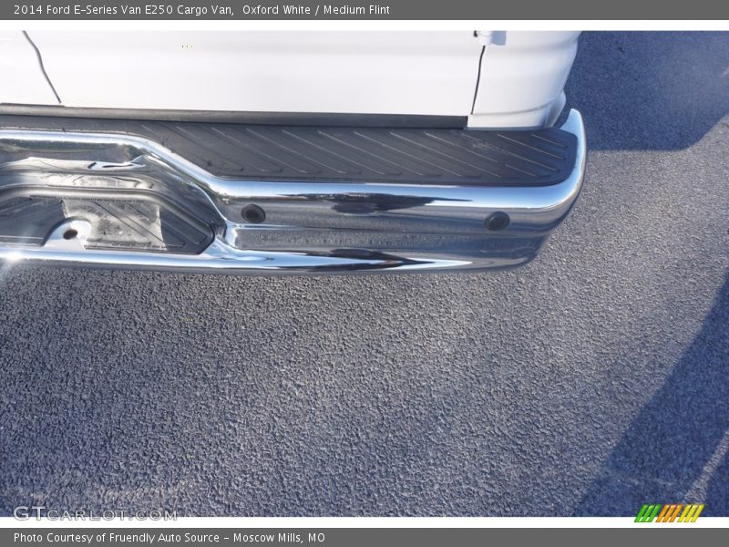 Oxford White / Medium Flint 2014 Ford E-Series Van E250 Cargo Van