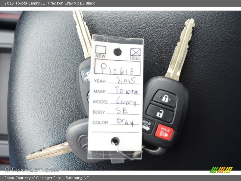 Predawn Gray Mica / Black 2015 Toyota Camry SE
