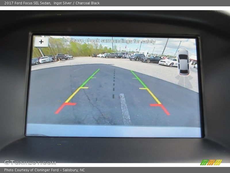 Ingot Silver / Charcoal Black 2017 Ford Focus SEL Sedan