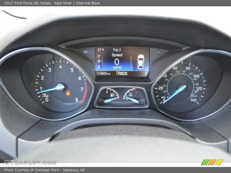 Ingot Silver / Charcoal Black 2017 Ford Focus SEL Sedan