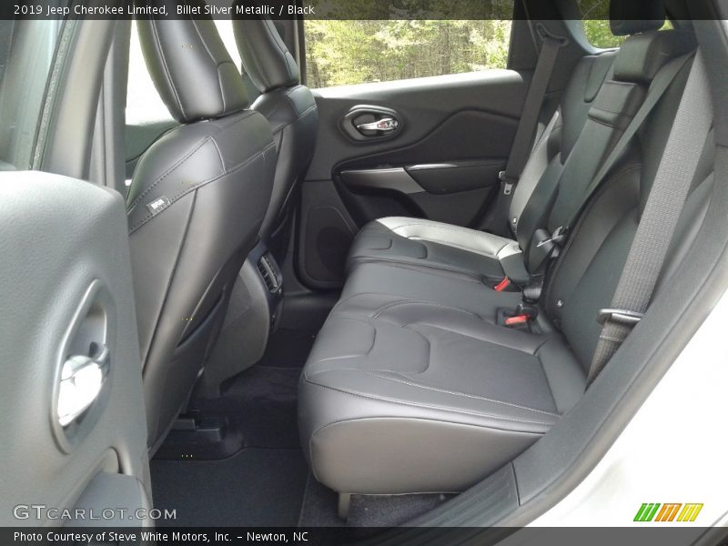 Rear Seat of 2019 Cherokee Limited