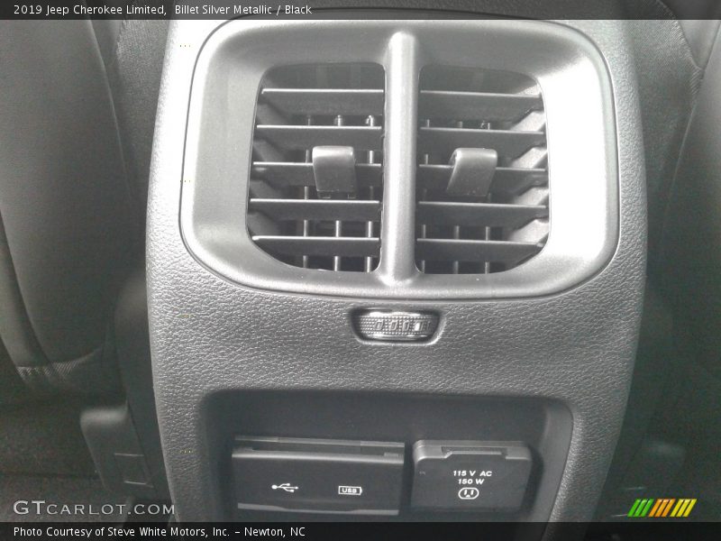 Billet Silver Metallic / Black 2019 Jeep Cherokee Limited