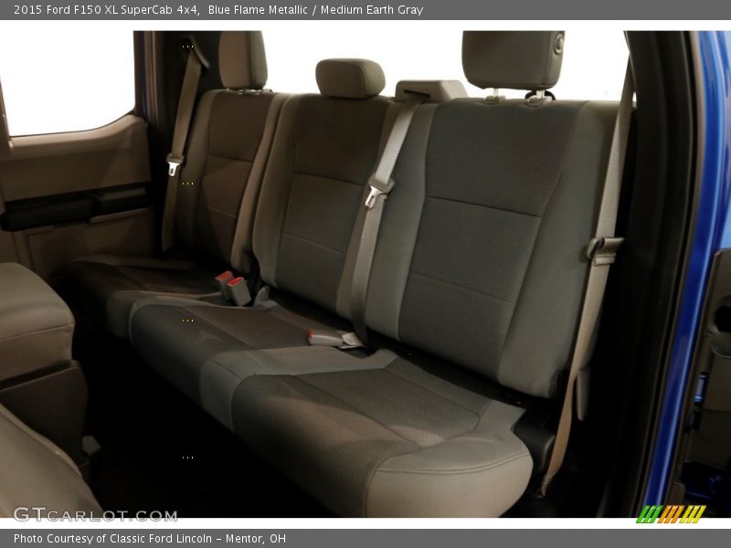 Blue Flame Metallic / Medium Earth Gray 2015 Ford F150 XL SuperCab 4x4