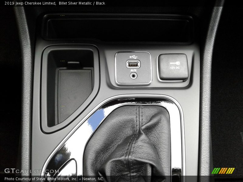 Billet Silver Metallic / Black 2019 Jeep Cherokee Limited