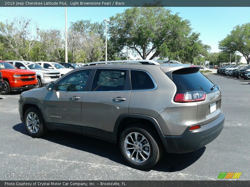 Light Brownstone Pearl / Black 2019 Jeep Cherokee Latitude Plus