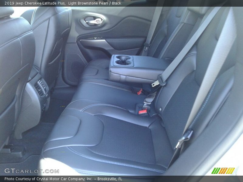 Light Brownstone Pearl / Black 2019 Jeep Cherokee Latitude Plus