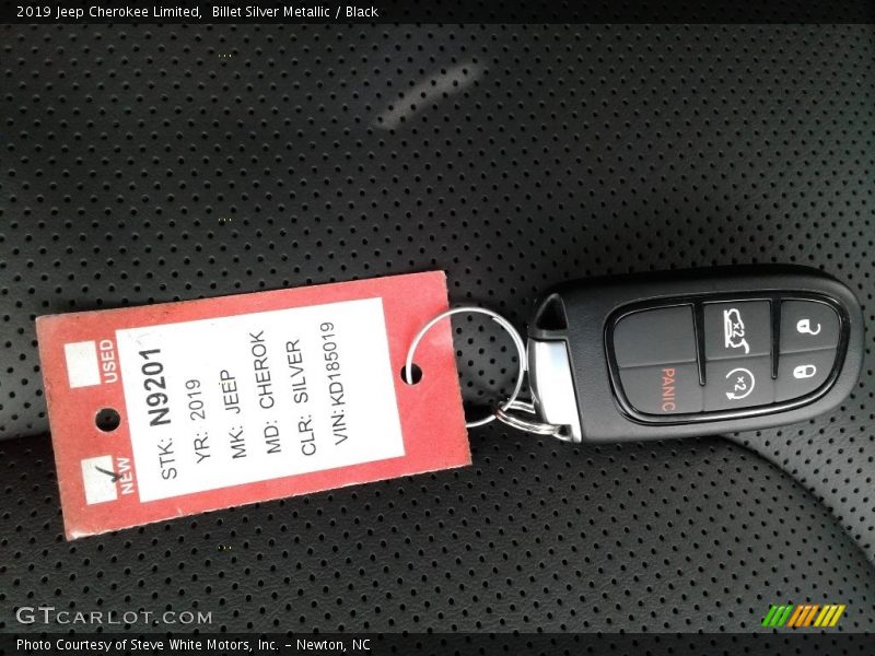 Billet Silver Metallic / Black 2019 Jeep Cherokee Limited