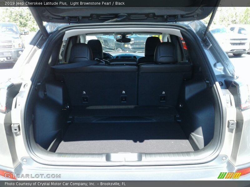 Light Brownstone Pearl / Black 2019 Jeep Cherokee Latitude Plus