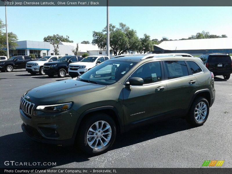 Olive Green Pearl / Black 2019 Jeep Cherokee Latitude