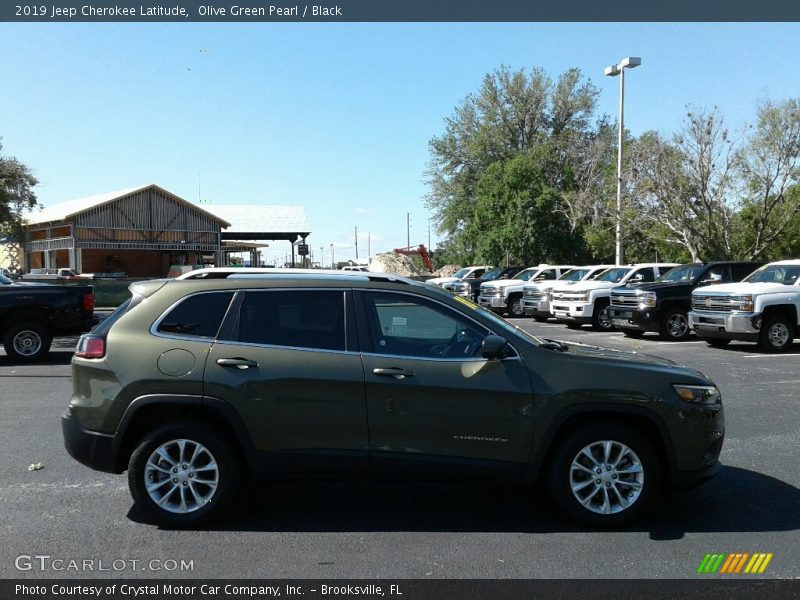 Olive Green Pearl / Black 2019 Jeep Cherokee Latitude