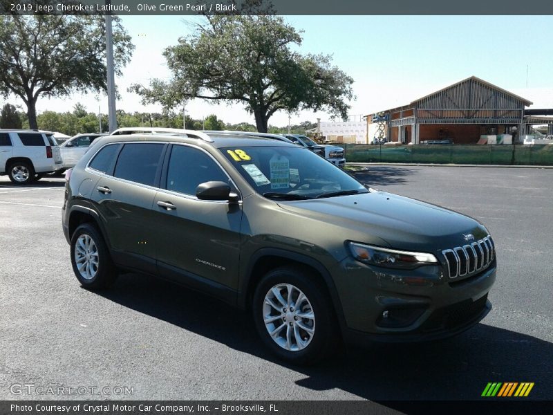 Olive Green Pearl / Black 2019 Jeep Cherokee Latitude