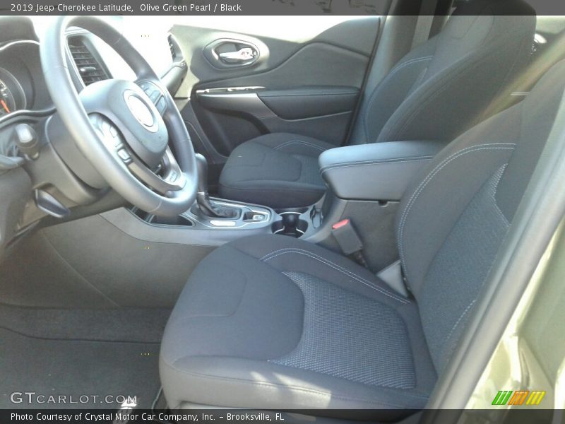 Olive Green Pearl / Black 2019 Jeep Cherokee Latitude