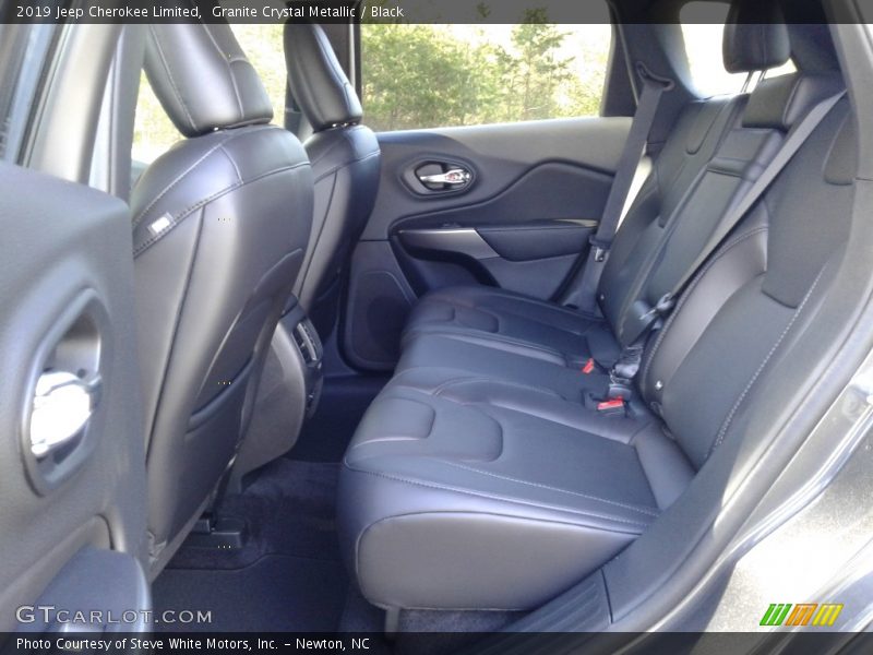 Granite Crystal Metallic / Black 2019 Jeep Cherokee Limited