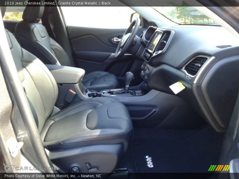 Granite Crystal Metallic / Black 2019 Jeep Cherokee Limited