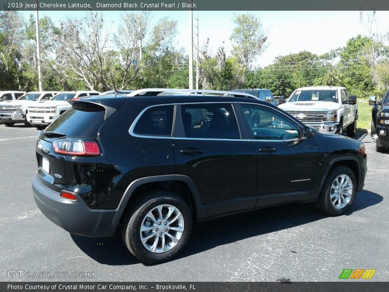 Diamond Black Crystal Pearl / Black 2019 Jeep Cherokee Latitude