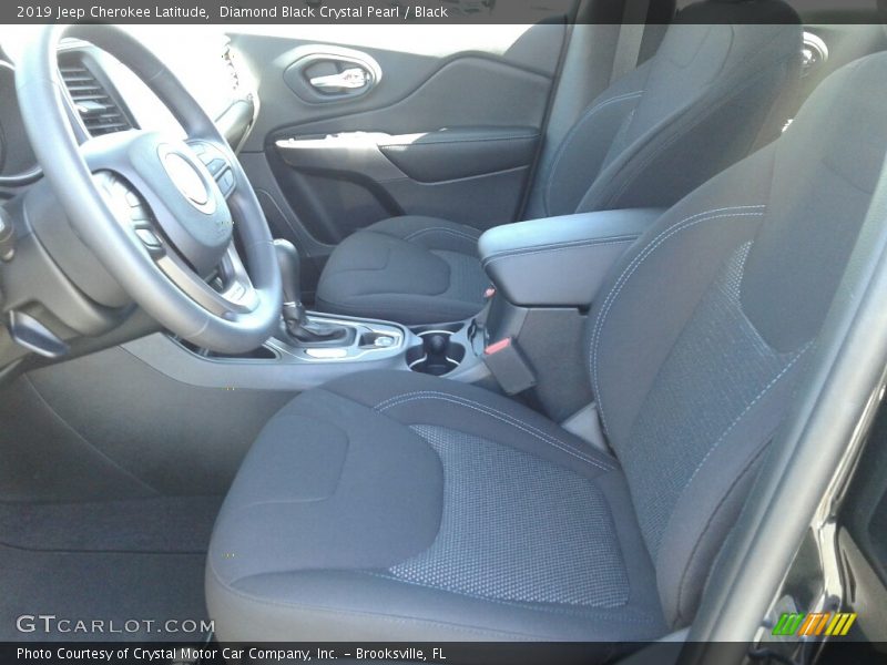 Diamond Black Crystal Pearl / Black 2019 Jeep Cherokee Latitude