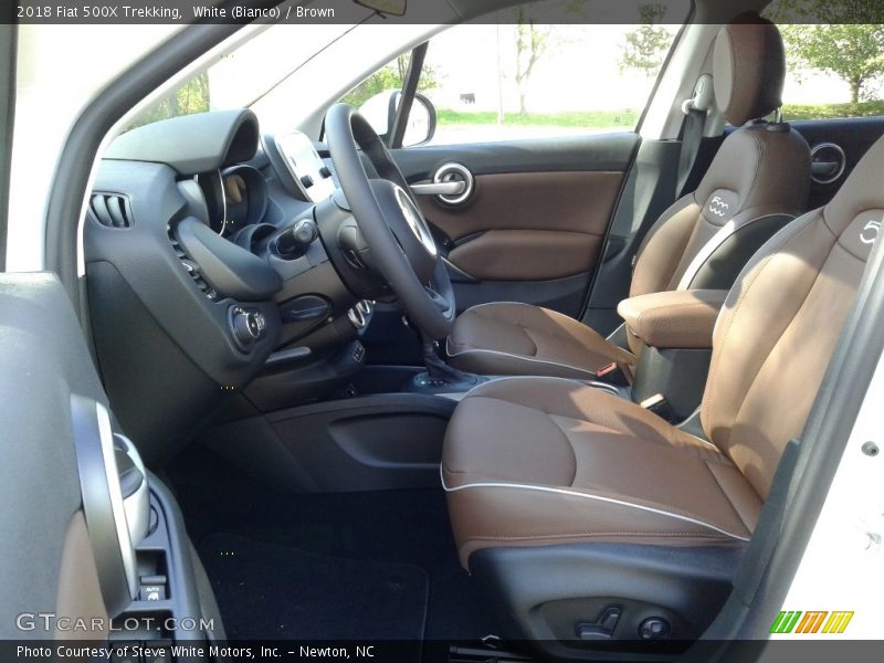  2018 500X Trekking Brown Interior