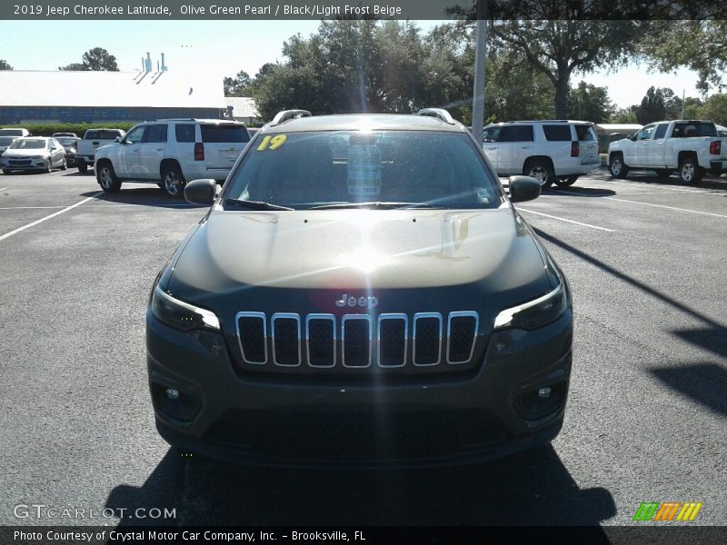 Olive Green Pearl / Black/Light Frost Beige 2019 Jeep Cherokee Latitude