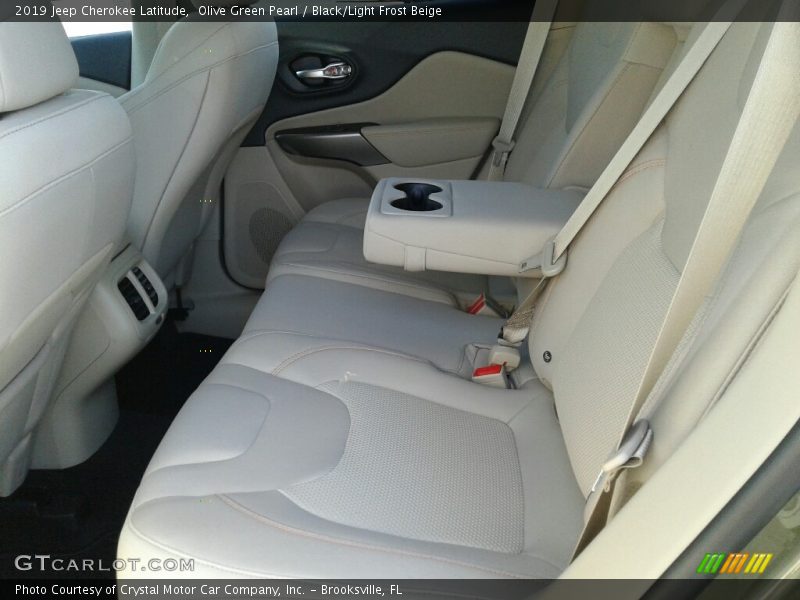Olive Green Pearl / Black/Light Frost Beige 2019 Jeep Cherokee Latitude