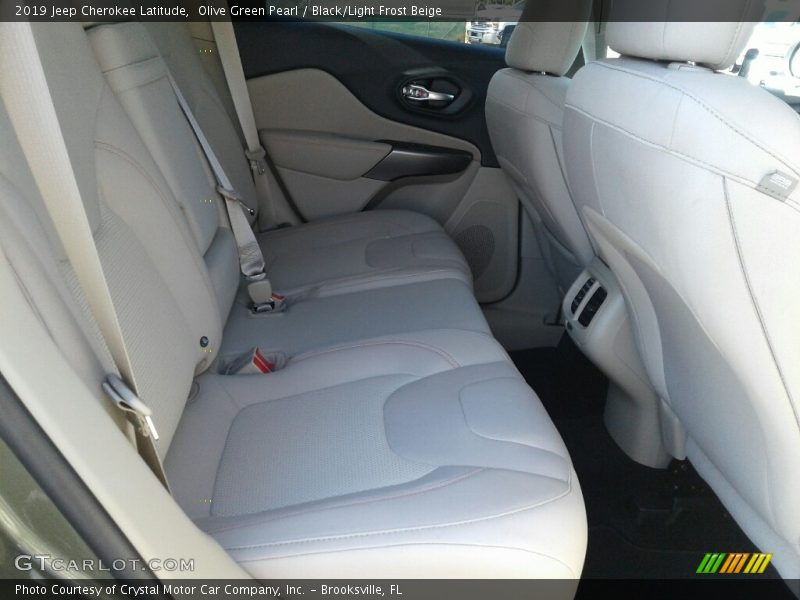 Olive Green Pearl / Black/Light Frost Beige 2019 Jeep Cherokee Latitude