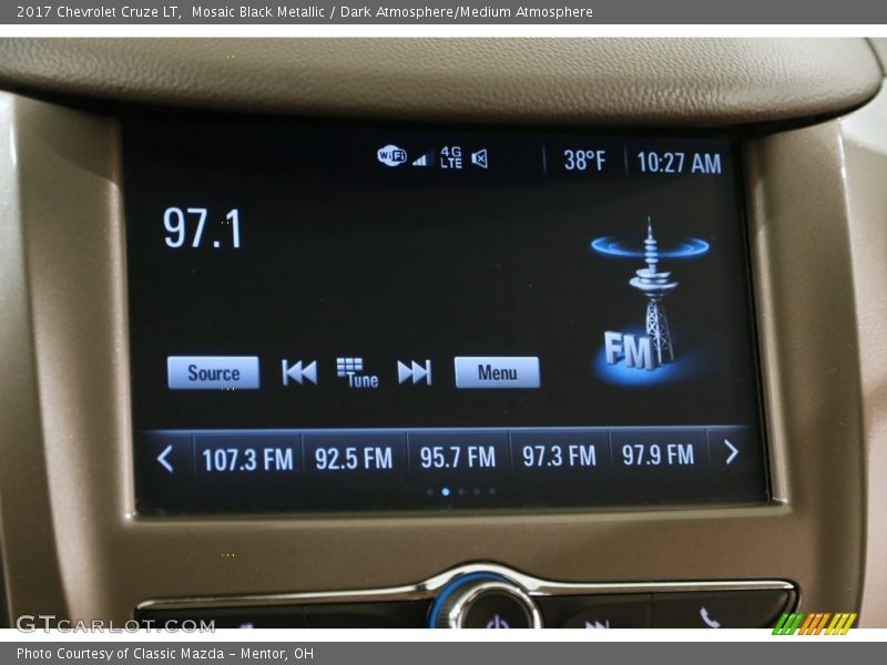 Mosaic Black Metallic / Dark Atmosphere/Medium Atmosphere 2017 Chevrolet Cruze LT