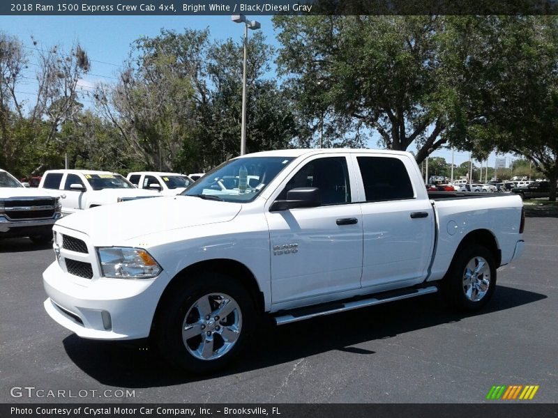 Bright White / Black/Diesel Gray 2018 Ram 1500 Express Crew Cab 4x4