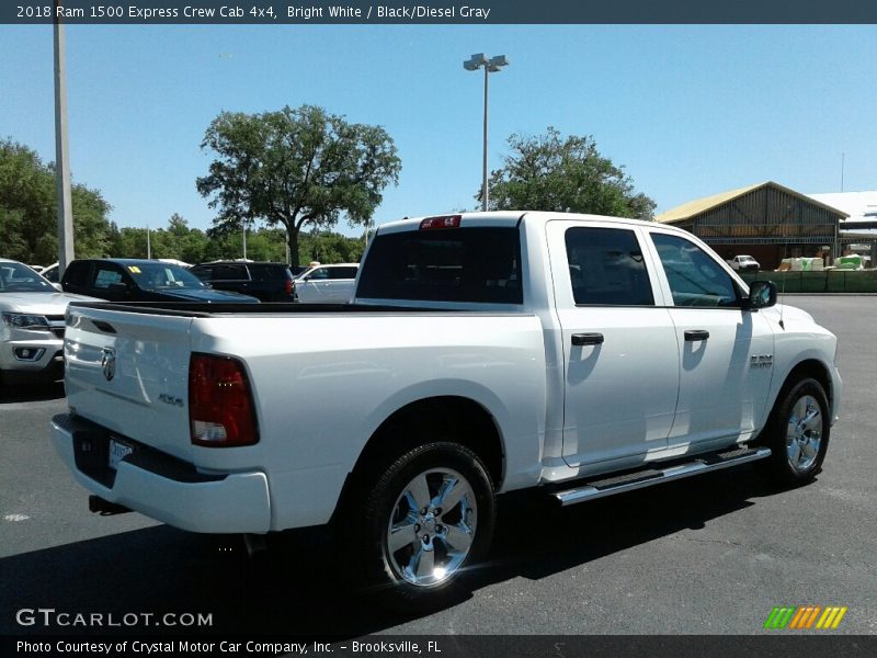 Bright White / Black/Diesel Gray 2018 Ram 1500 Express Crew Cab 4x4