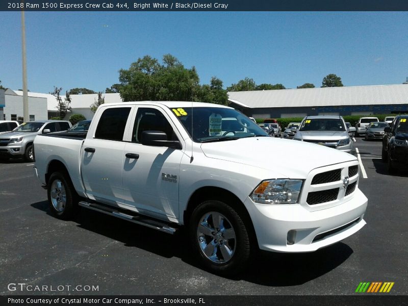 Bright White / Black/Diesel Gray 2018 Ram 1500 Express Crew Cab 4x4