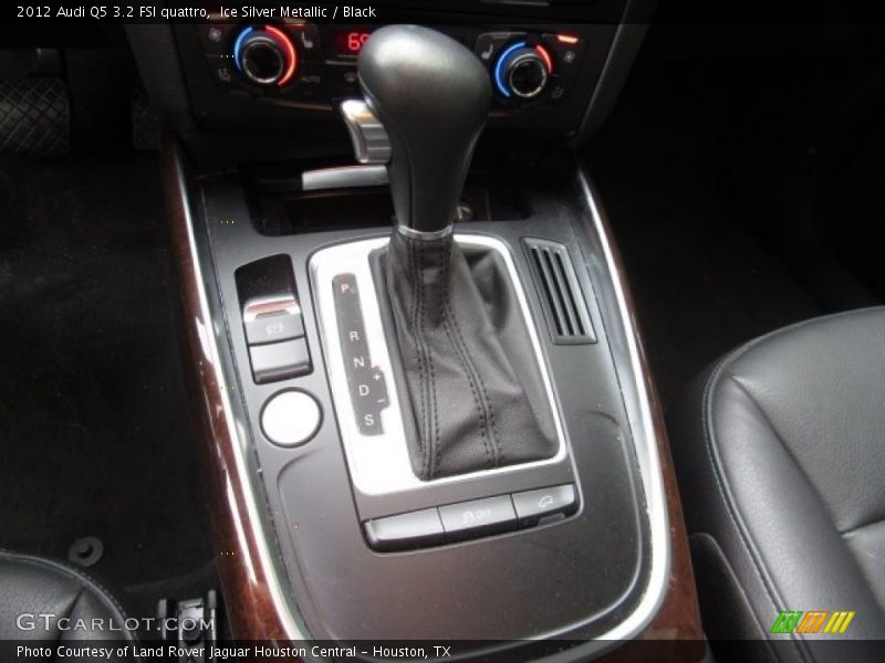 Ice Silver Metallic / Black 2012 Audi Q5 3.2 FSI quattro