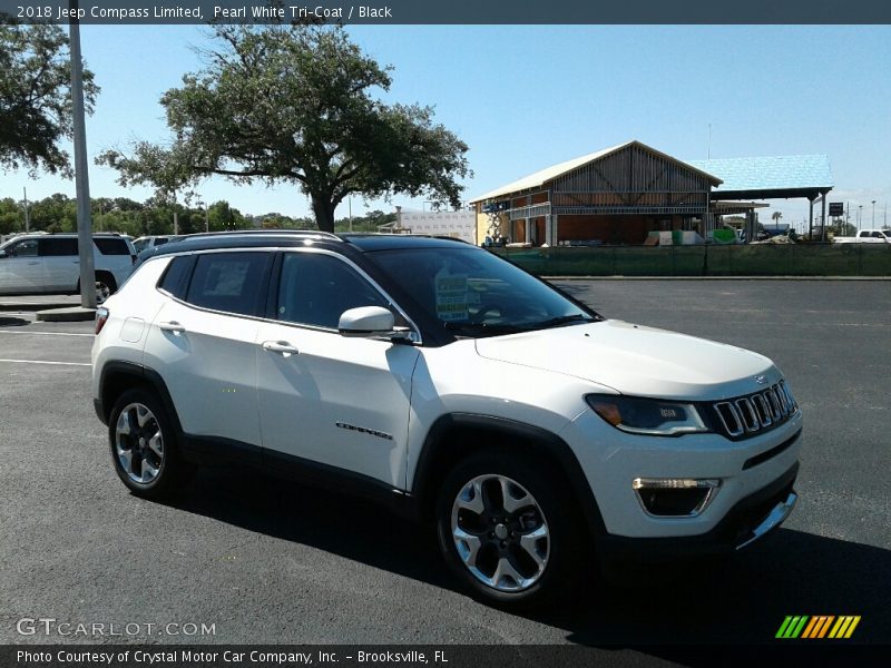 Pearl White Tri–Coat / Black 2018 Jeep Compass Limited