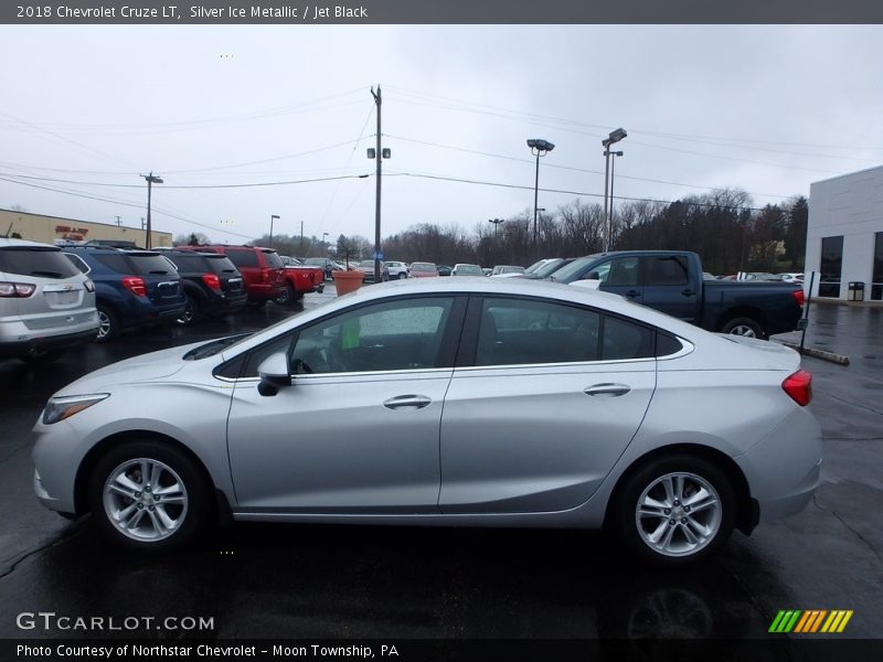 Silver Ice Metallic / Jet Black 2018 Chevrolet Cruze LT