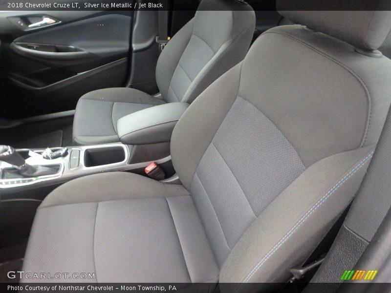Silver Ice Metallic / Jet Black 2018 Chevrolet Cruze LT
