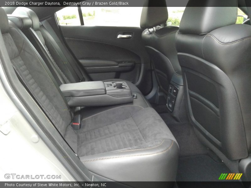 Destroyer Gray / Brazen Gold/Black 2018 Dodge Charger Daytona