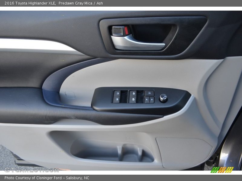 Predawn Gray Mica / Ash 2016 Toyota Highlander XLE