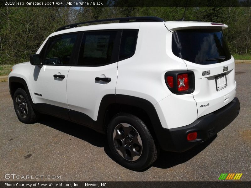 Alpine White / Black 2018 Jeep Renegade Sport 4x4