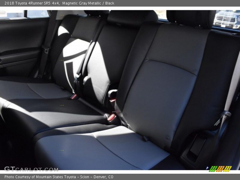 Magnetic Gray Metallic / Black 2018 Toyota 4Runner SR5 4x4