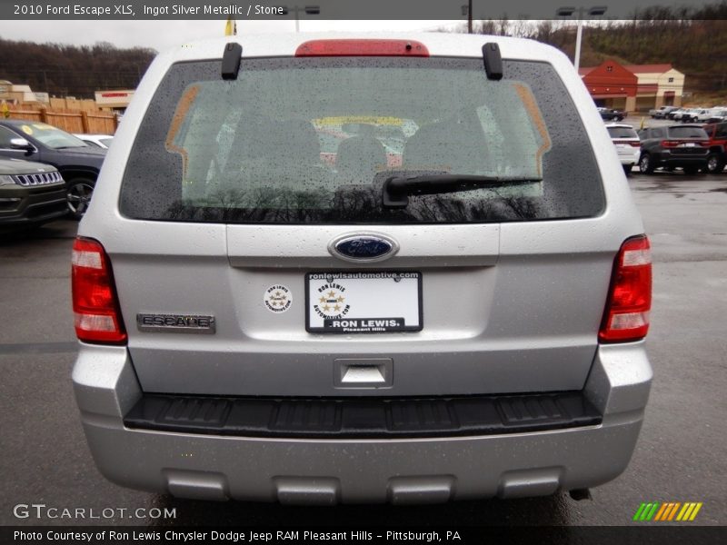 Ingot Silver Metallic / Stone 2010 Ford Escape XLS