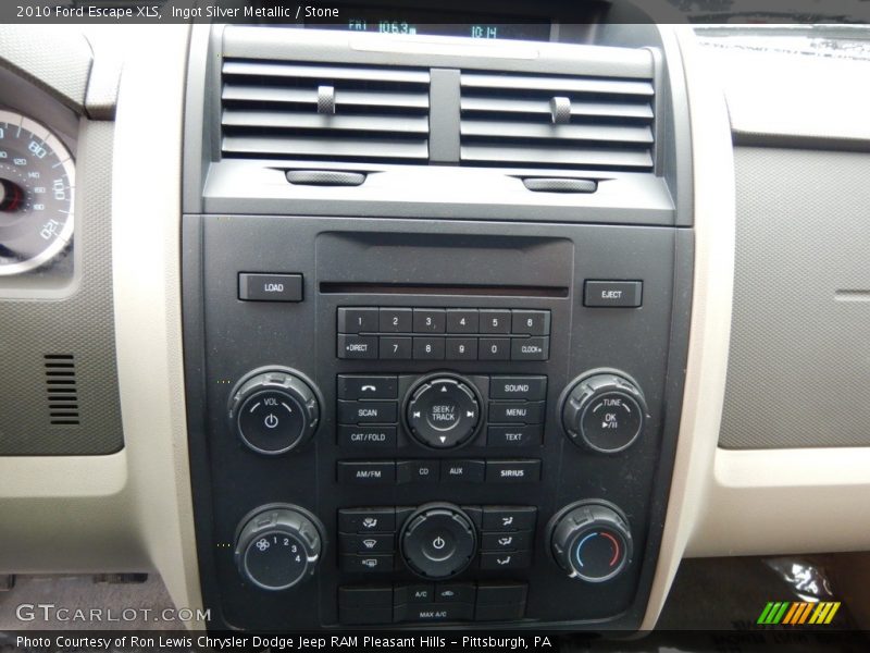 Ingot Silver Metallic / Stone 2010 Ford Escape XLS