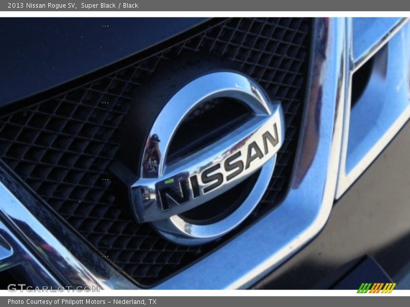 Super Black / Black 2013 Nissan Rogue SV