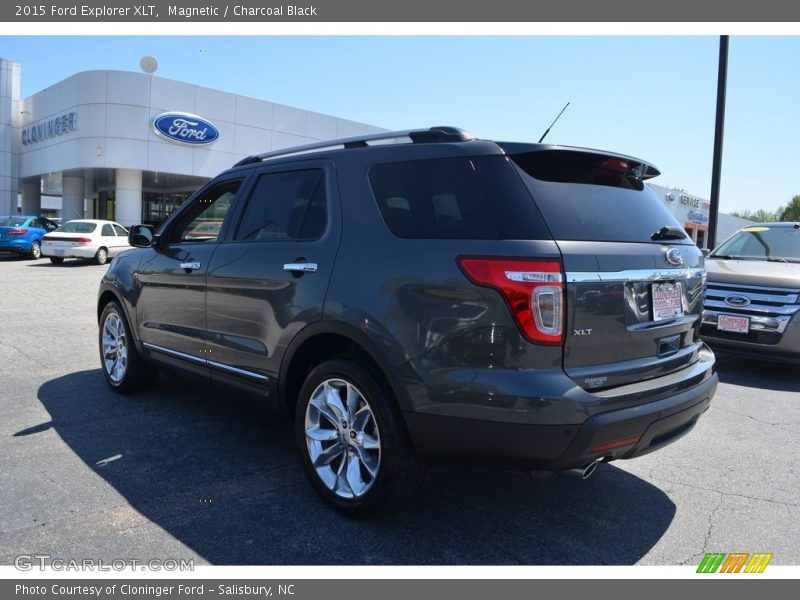 Magnetic / Charcoal Black 2015 Ford Explorer XLT